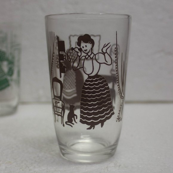 Set of 4 Vintage Swanky Swigs Bustlin Betsy Juice Glasses Atlas Glass Kraft - Picture 3 of 10